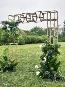 Cube wedding arch